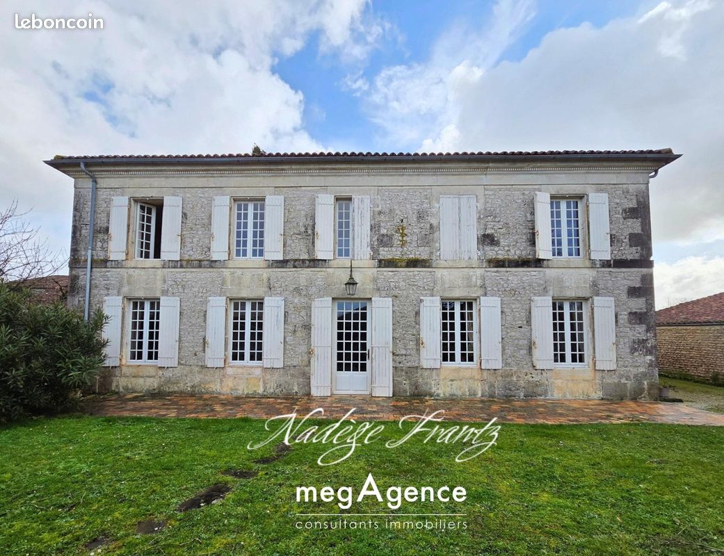 Maison 6 pièces 160 m² · à Essouvert · 160 m² · 263 000 €
