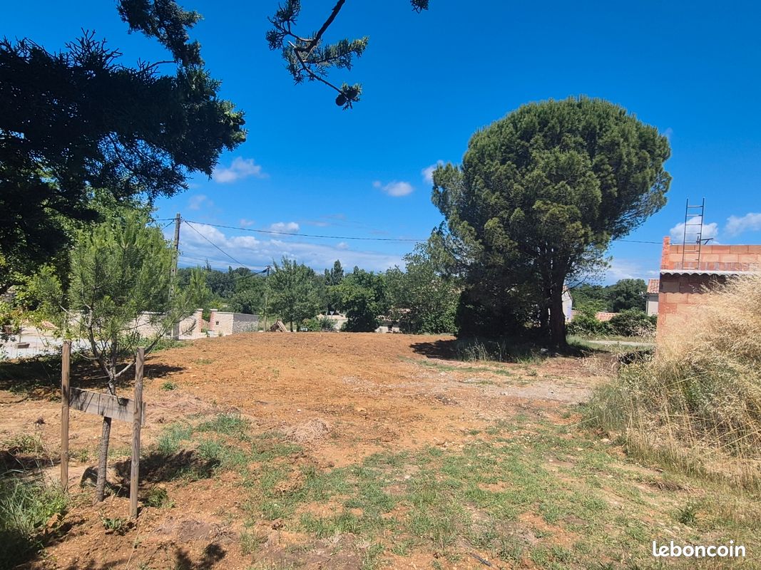 137 000 · à Puygiron · 137 000 €