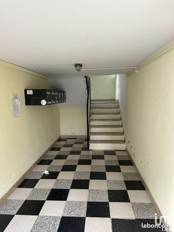 Immeuble 24 pièces 435 m²