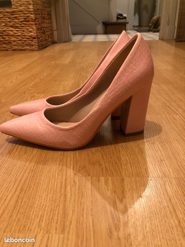 Chaussures à talons (image 2)