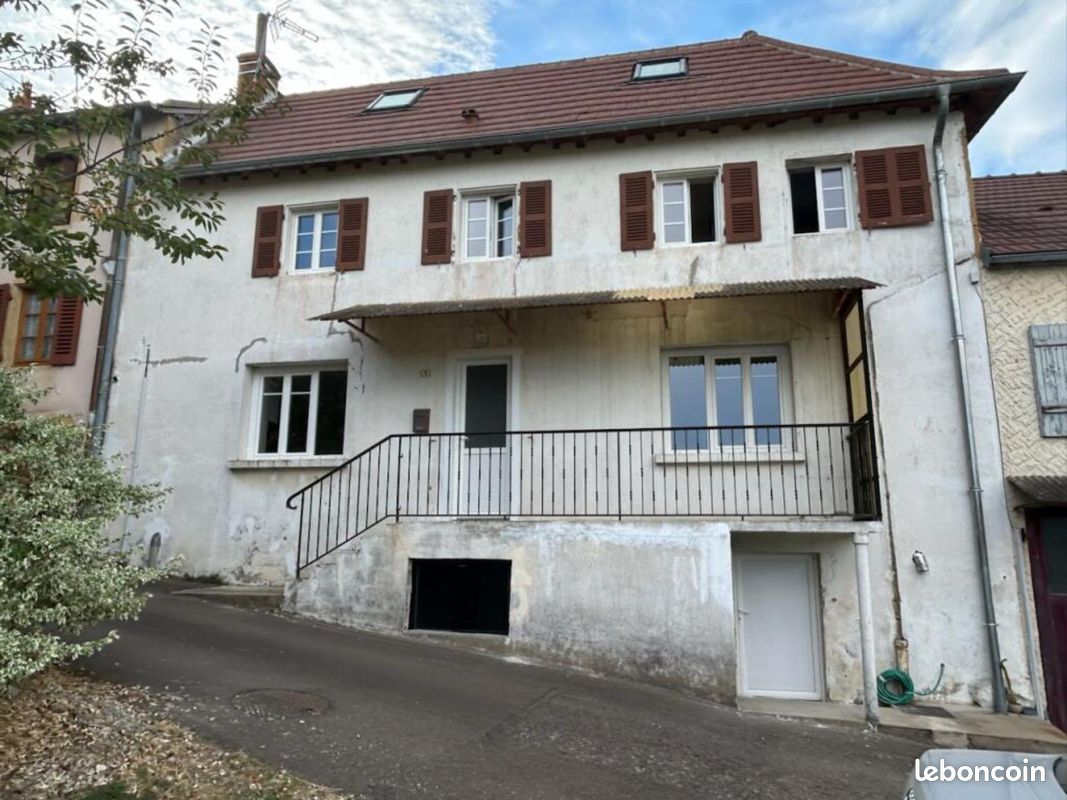 Maison 5 pièces 93 m² · à La Clayette · 93 m² · 139 000 €