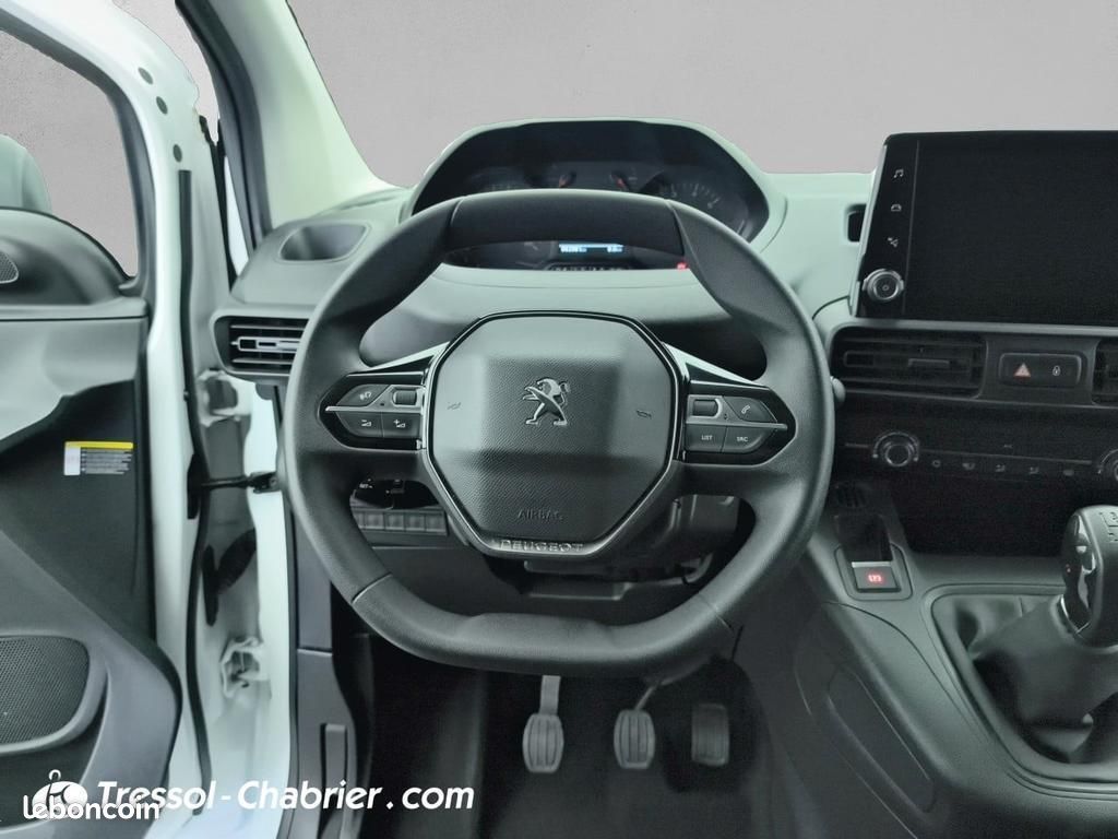Peugeot Partner FOURGON STANDARD 650 KG BLUEHDI 100 S&S BVM5 ASPHALT (image 26)