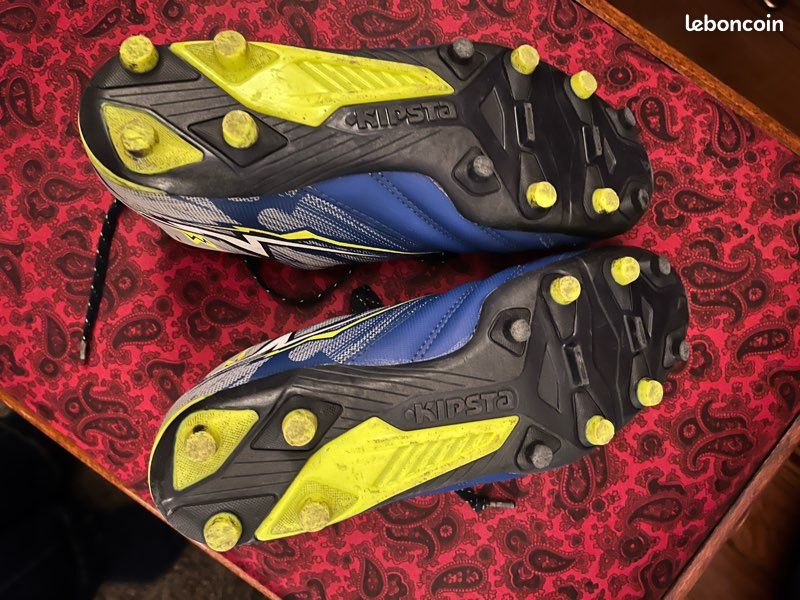 Chaussures crampons foot / rugby Kipsta viralto taille 40 - Sport & Plein air