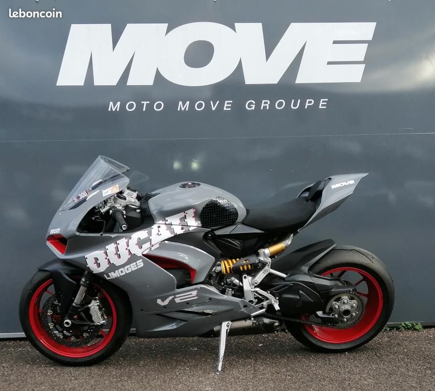 Ducati PANIGALE V2 BLANCHE AKRAPOVIC PISTE ET ROUTE 959 cm3 (image 5)