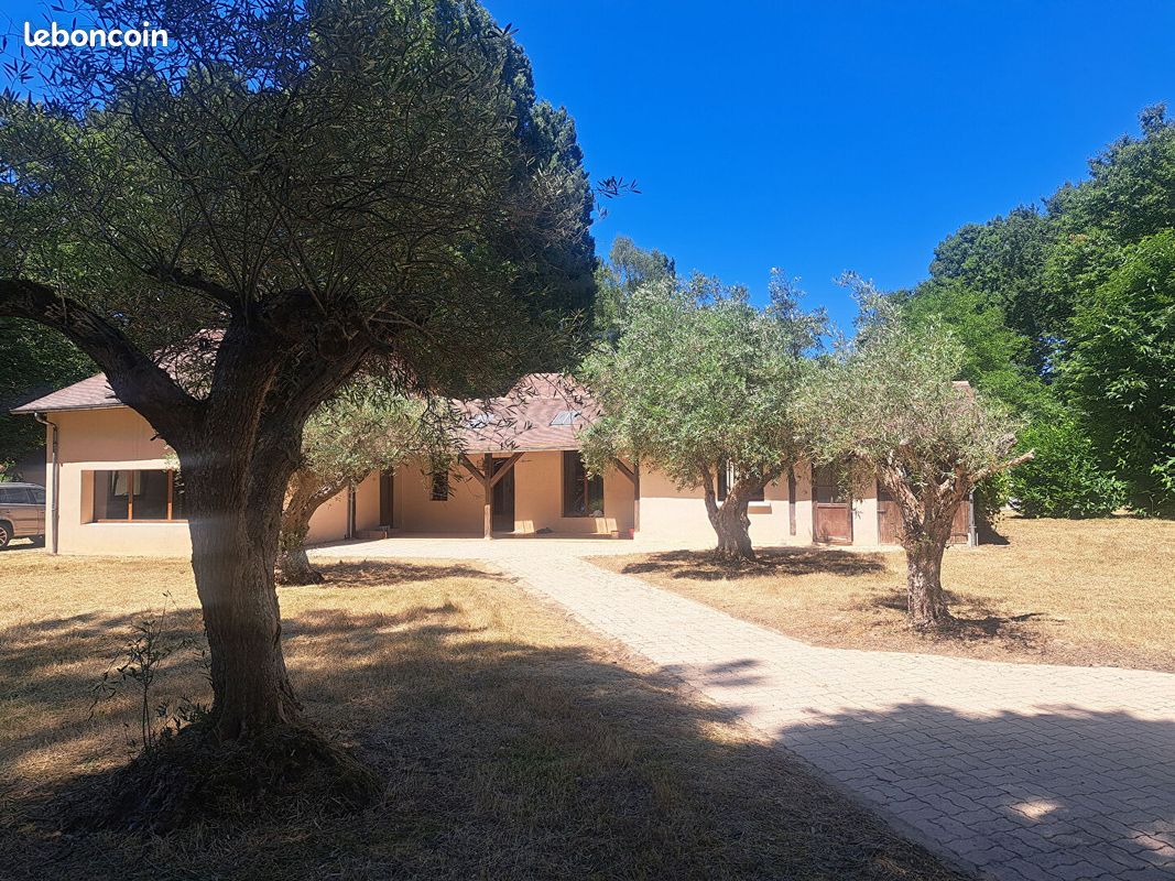 Maison 7 pièces 184 m² · à Mansigné · 184 m² · 527 414 €