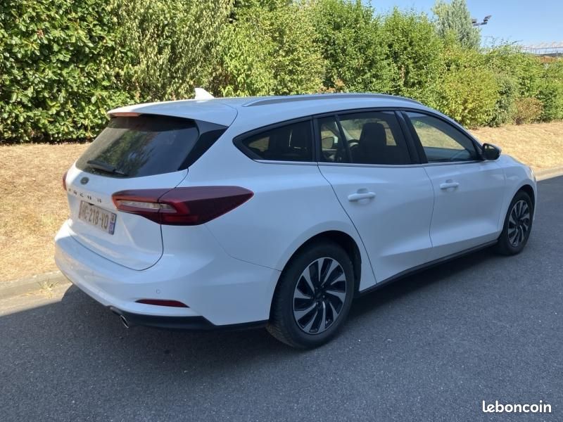 Ford Focus SW 1.0 EcoBoost mHEV 125ch Titanium X Business (image 5)