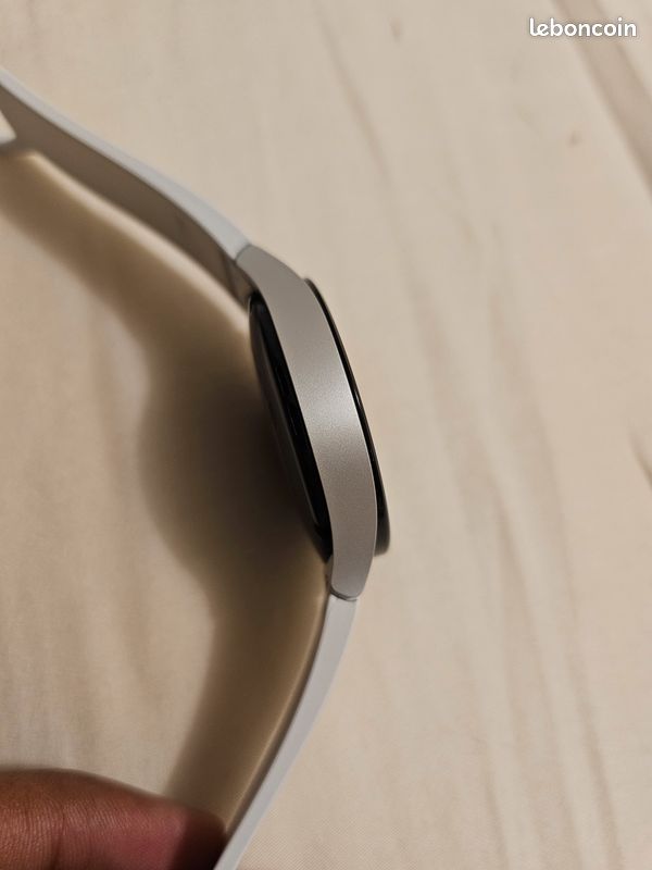 Samsung galaxy watch 4 4G LTE (image 4)