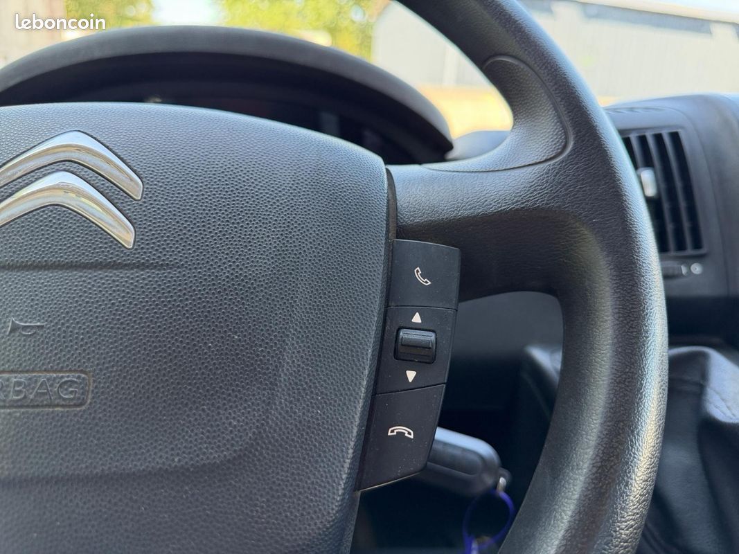 CITROEN JUMPER PLATEAU 4-35 L3H2 2.0 BLUE HDI 130 TVA RECUPERABLE ECRAN GPS TELEPHONE MUSIQUE BT Garantie 12 mois (image 15)