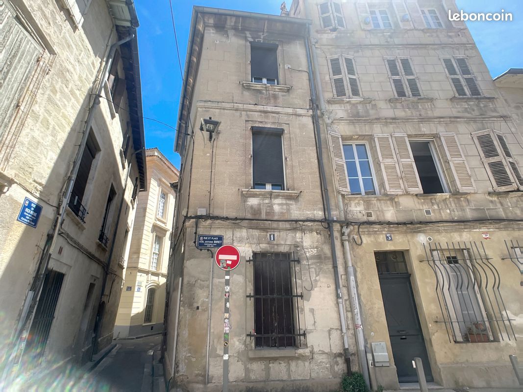 Local commercial 6 pièces 90 m² · à Avignon · 90 m² · 215 000 €