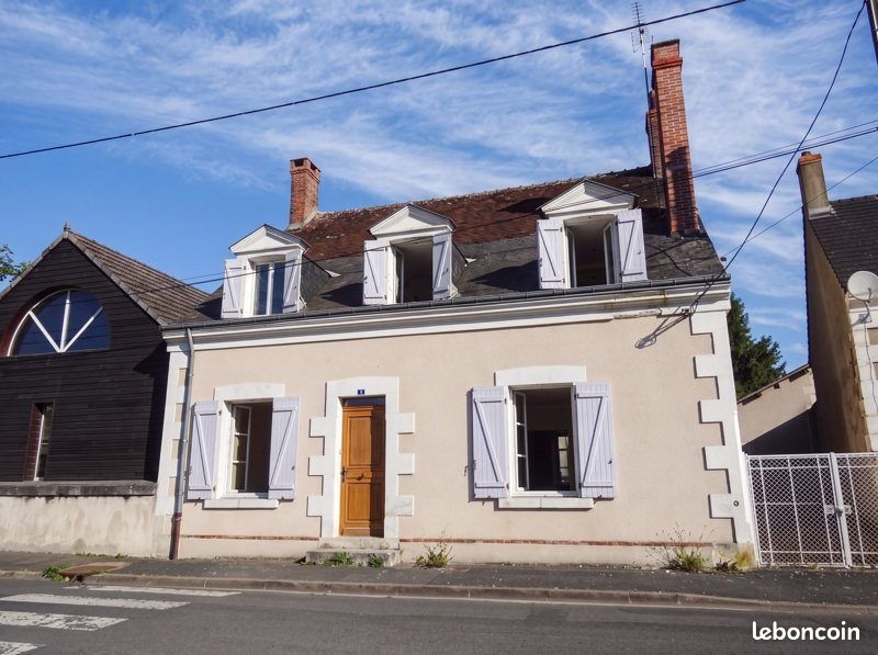 Maison 9 pièces 125 m² · à Pellevoisin · 125 m² · 90 000 €