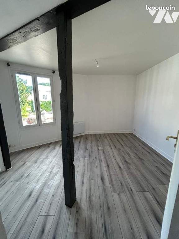 Appartement 1 pièce 18 m² · à Pont-Audemer · 18 m² · 360 €/mois