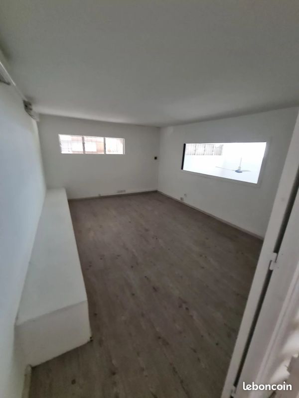 Local 52 m² Saint-Paul (image 6)