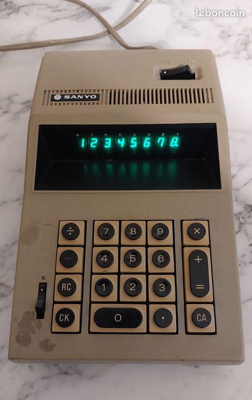 CALCULATRICE SANYO VINTAGE EUR 40,00 - FR