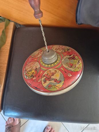 ANCIENNE TOUPIE EUR 35,00 - FR