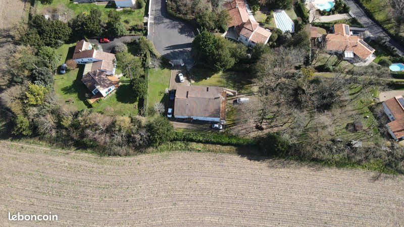 Maison 5 pièces 174 m² · à Saintes · 174 m² · 260 000 €