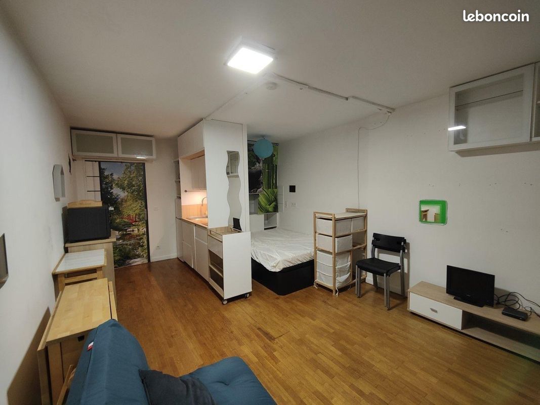 Appartement 1 pièce 30 m² · à Issy-les-Moulineaux · 30 m² · 990 €/mois