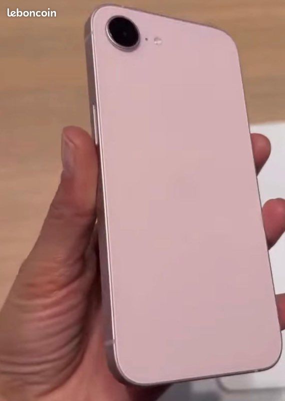 IPHONE 17e (image 1)