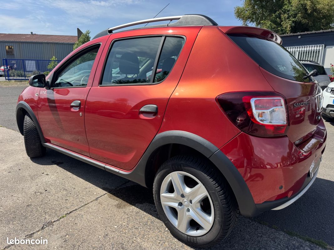 DACIA SANDERO II 1.5DCi 90CH Eco² Stepway Ambiance (image 3)