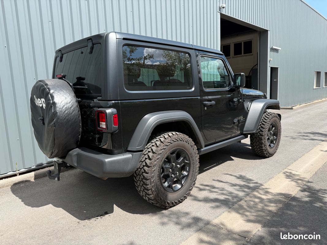 Jeep wrangler edition willys 2.0l 272ch 2 places tva recuperable (image 3)