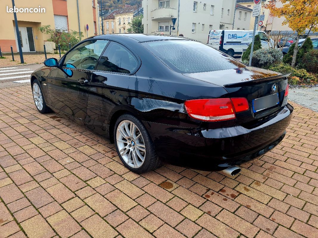 Bmw série 3 320i coupe e92 170 cv - Voitures