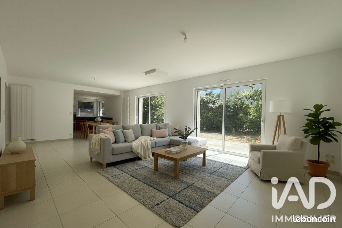 Maison 5 pièces 158 m² · à Saint-Coulomb · 158 m² · 566 500 €