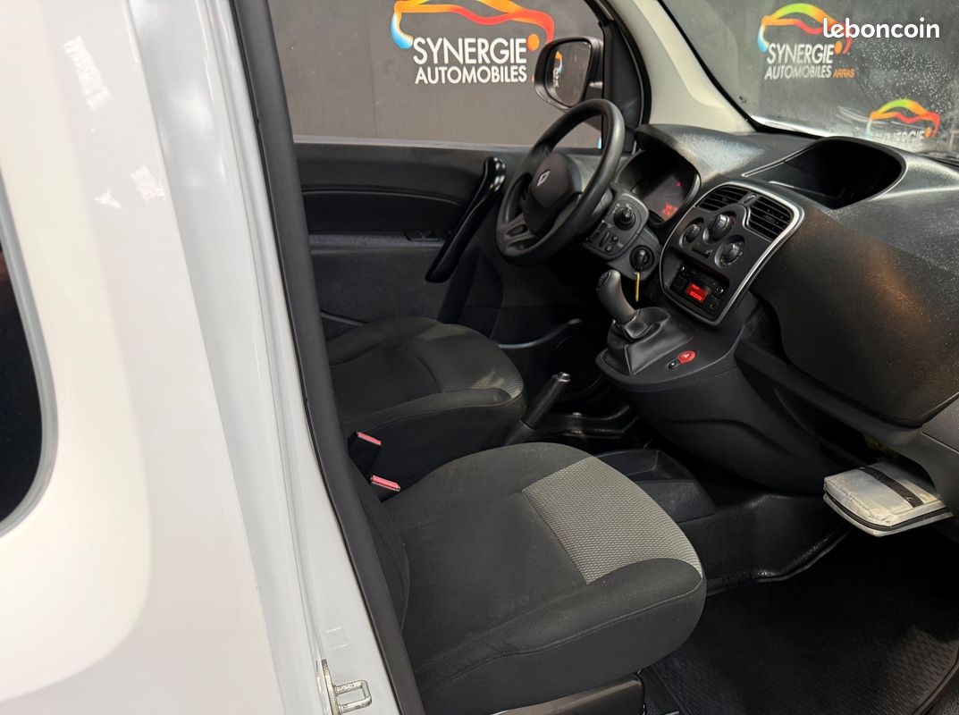 Kangoo 1.5 dci cabine approfondie 5 places 65.407 km D'ORIGINE 11.658 ht (13.990 ttc) (image 2)