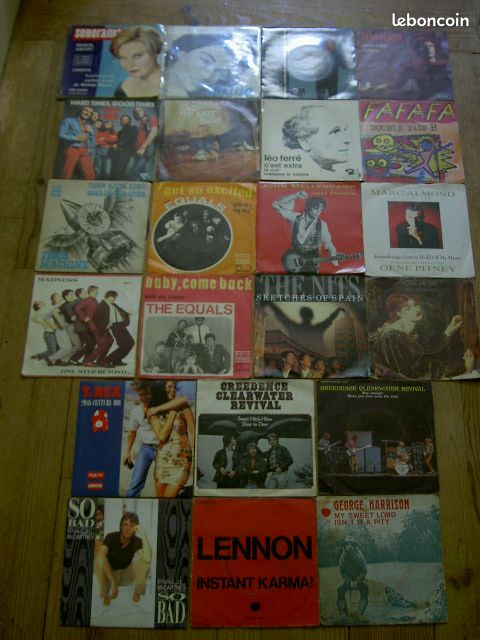 Lot de 22 vinyles 45 tours originaux (image 1)