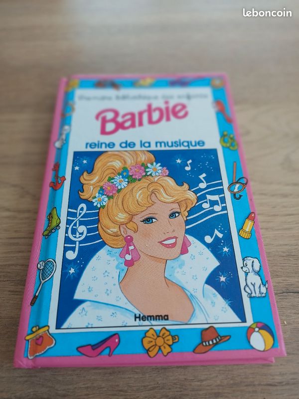 Livre Barbie (image 1)