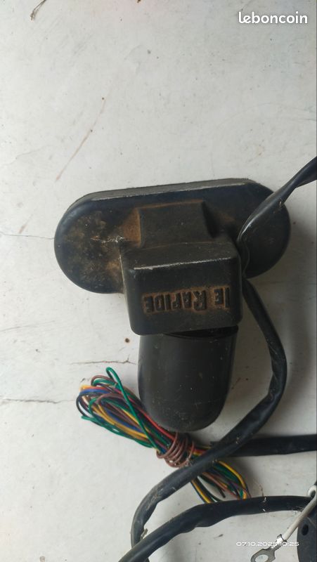 Attache de remorque (image 1)