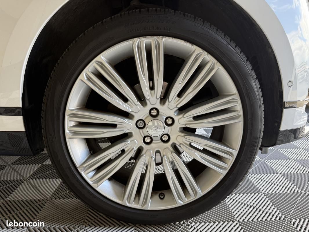 Land Rover Range Rover Velar (L560) 2.0D 240ch R-Dynamic AWD BVA (image 13)