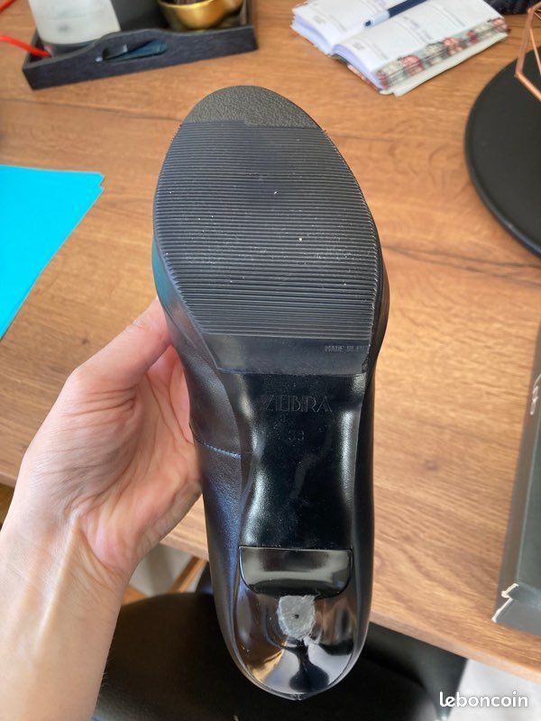 Chaussures escarpins noirs (image 3)