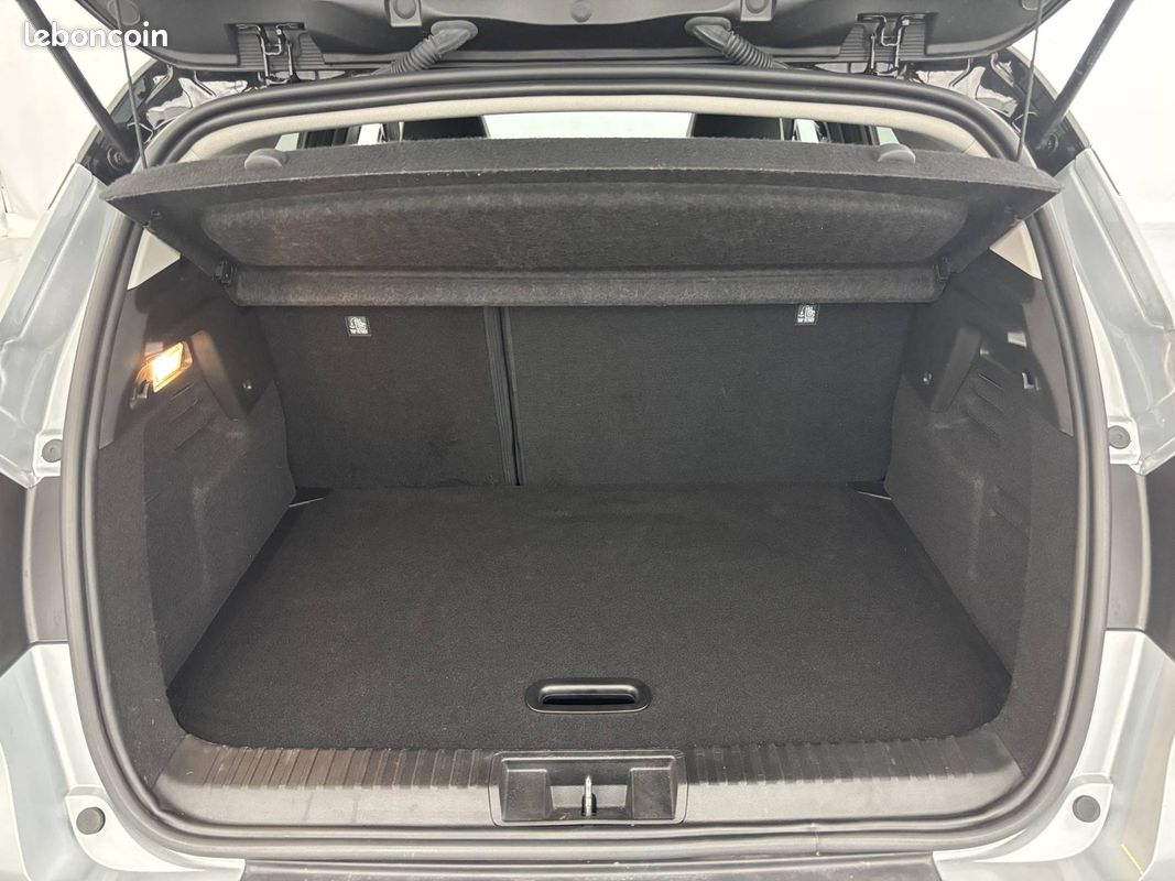 RENAULT Captur E-Tech full hybrid 145 Techno (image 18)