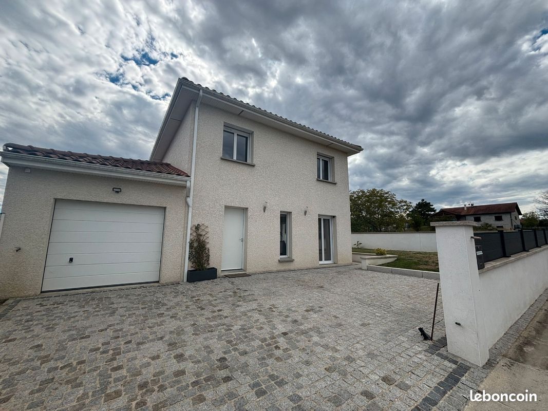 Maison 4 pièces 107 m² · à Priay · 107 m² · 335 000 €