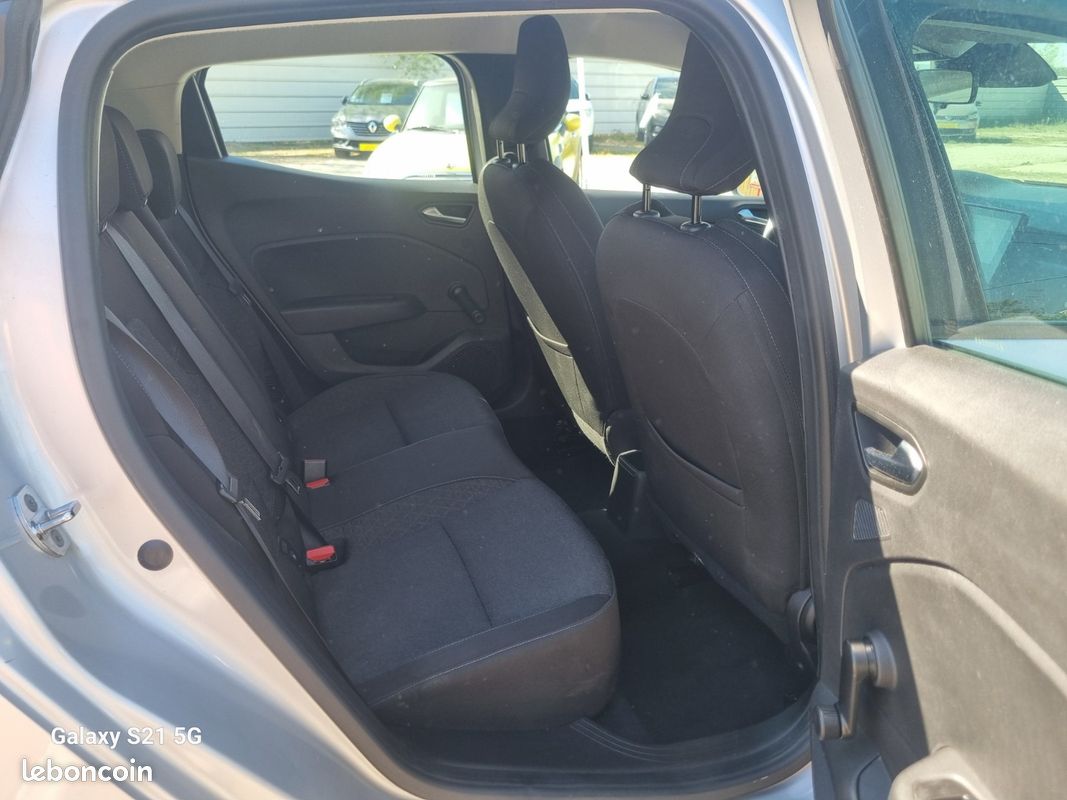 Renault CLIO V 1.6 E-TECH 140 Business Edition (image 12)