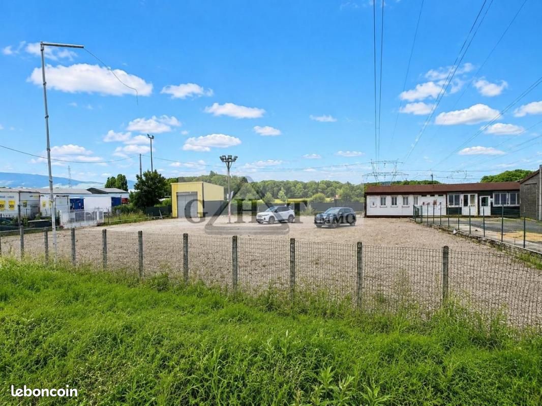 Terrain 1 320 m² Vert Saint Denis · à Vert-Saint-Denis · 4 200 €