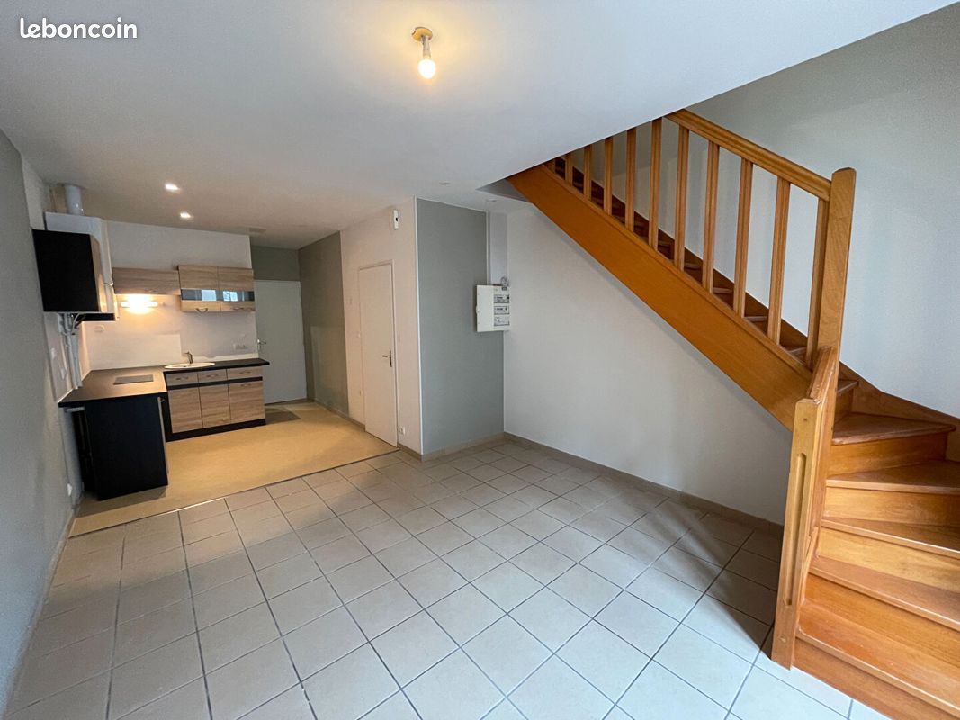 Appartement 3 pièces 47 m² · à Montceau-les-Mines · 47 m² · 525 €/mois
