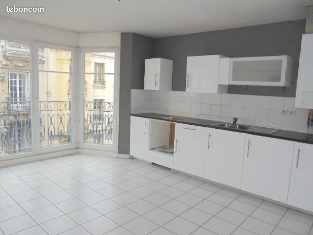 Appartement 3 pièces 76 m² · à Saint-Étienne · 76 m² · 661 €/mois