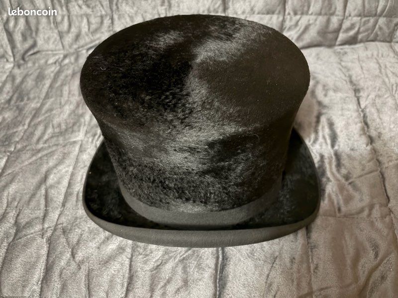 Chapeau Cloche Vintage Ancien En Raphia - Taille 48 Cm (tour De Tête), Couleur Taupe, été, Occasion