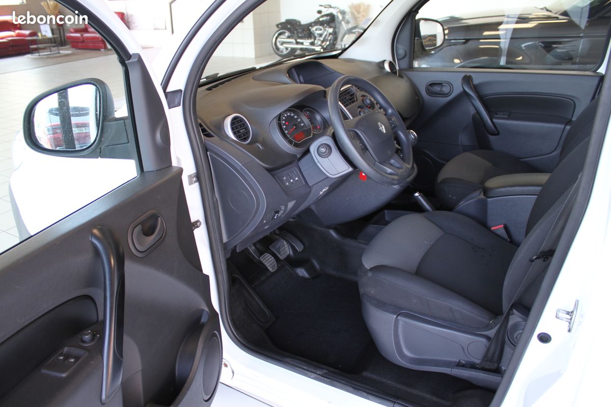 Renault Kangoo 1.5 dci 95 ch Extra R-Link BVM6 (1er Main, GPS, Bluetooth) (image 6)