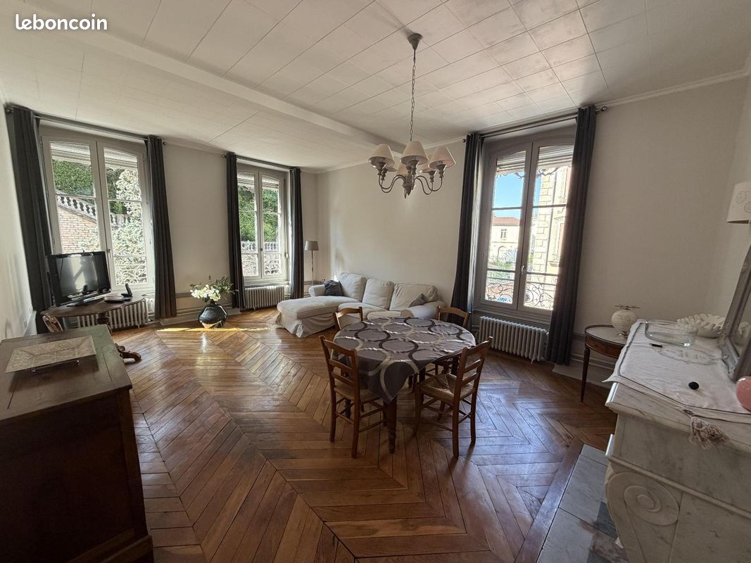 Appartement 3 pièces 85 m² · à Mâcon · 85 m² · 1 100 €