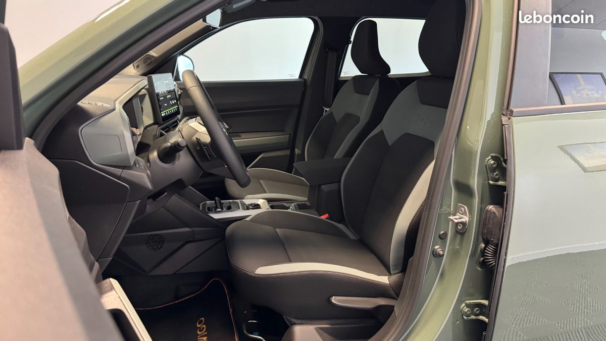 DACIA DUSTER HYBRID-G 150CH 4X4 BVA EXTREME SUREQUIPe (image 13)