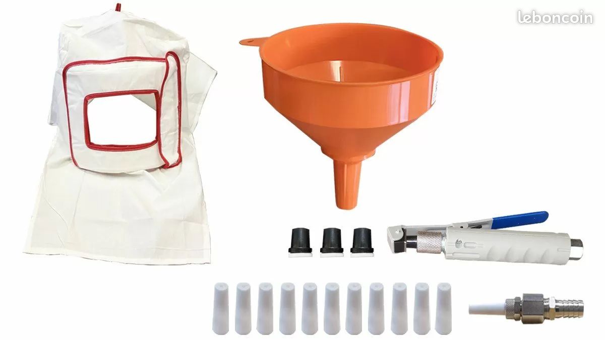 Sableuse aerocap501 4 mètres + 3 sacs d'abrasifs 25kg/U + tamis + protection + buses + compresseur si nécessaire (image 3)