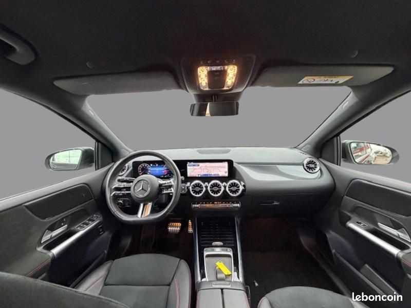 Mercedes Classe B 180 AMG Line 1.3 136 7G-DCT Angle mort Cam recul C (image 11)