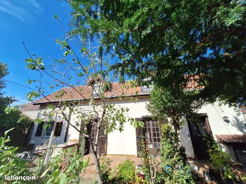 Maison 4 pièces 77 m² · à Sainte-Savine · 77 m² · 157 500 €