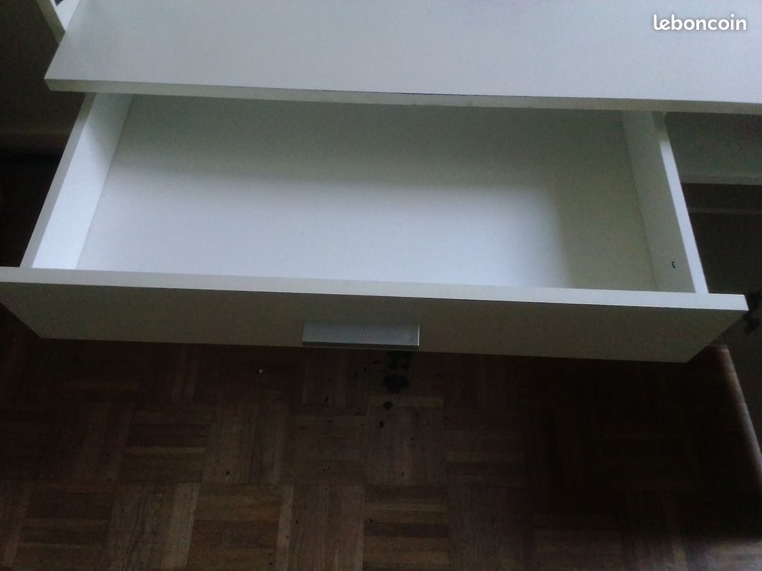 Bureau blanc avec rangement bon état (image 8)