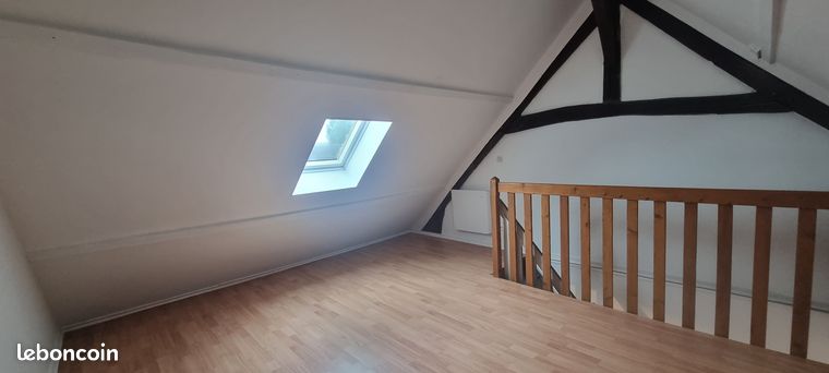 Pontpoint - appartement 3 pieces - 85 m2 - 850