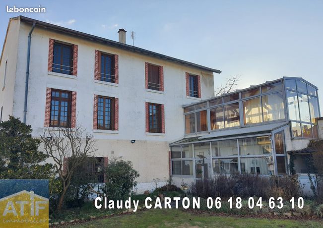 Propriété 10 pièces 220 m²
