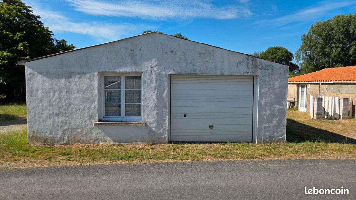 Maison 2 pièces 44 m² · à Commequiers · 44 m² · 76 000 €