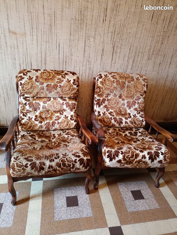 Canapé lit et deux fauteuils (image 1)