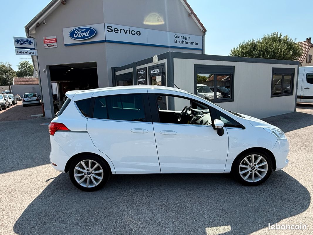 FORD B-MAX 1.0 EcoBoost 100ch Titanium S&S régulateur / Aide au stationnent / GPS / Clim Auto (image 2)